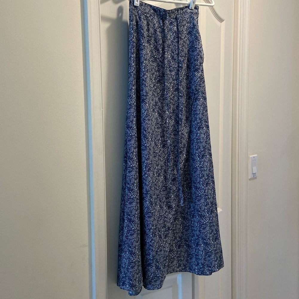 Lulu’s faux-wrap long skirt